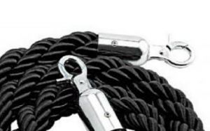 T106322 Black rope 2 chrome fixing hooks for crowd control post 1,5 meters